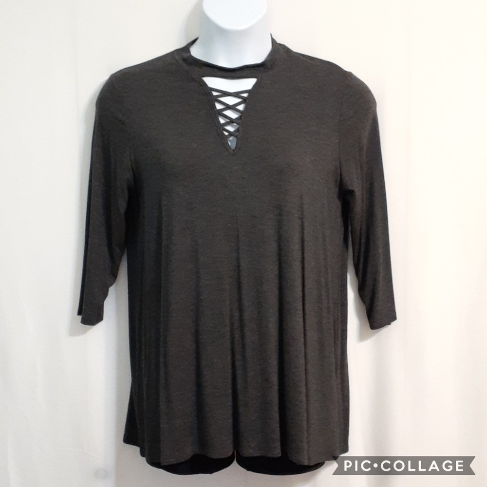 Berry N Cream Size M 3/4 sleeve top